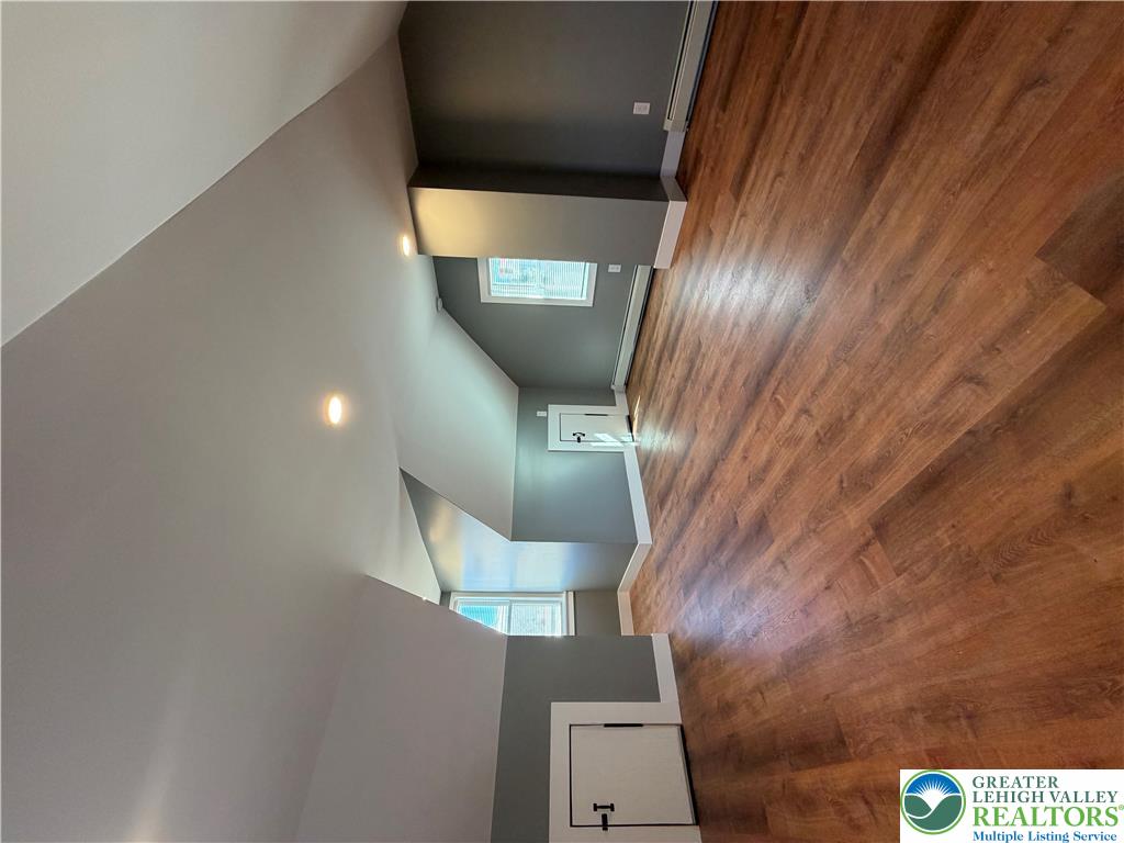 509 Centre Street Property Photo 26