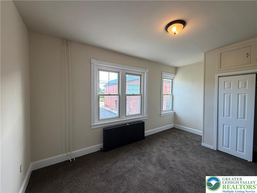 722 North Clewell Street Property Photo 9