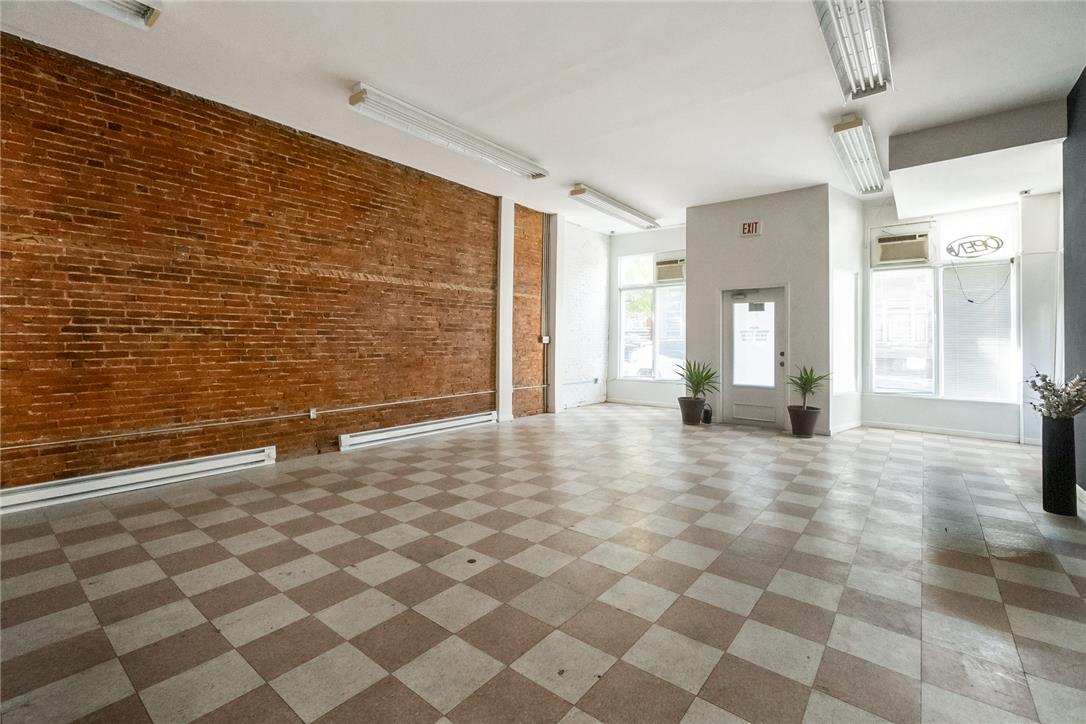 347 North 8th Street Property Photo 9
