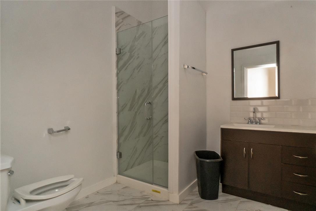 347 North 8th Street Property Photo 17