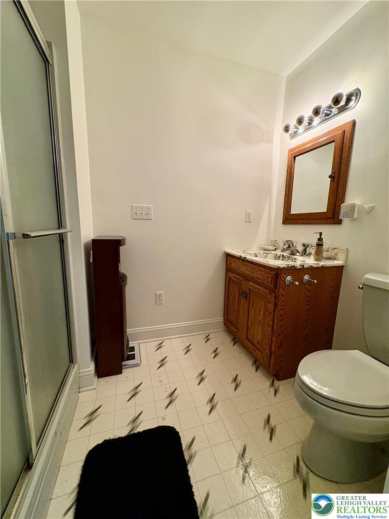 5008 Chestnut Hill Road Property Photo 45