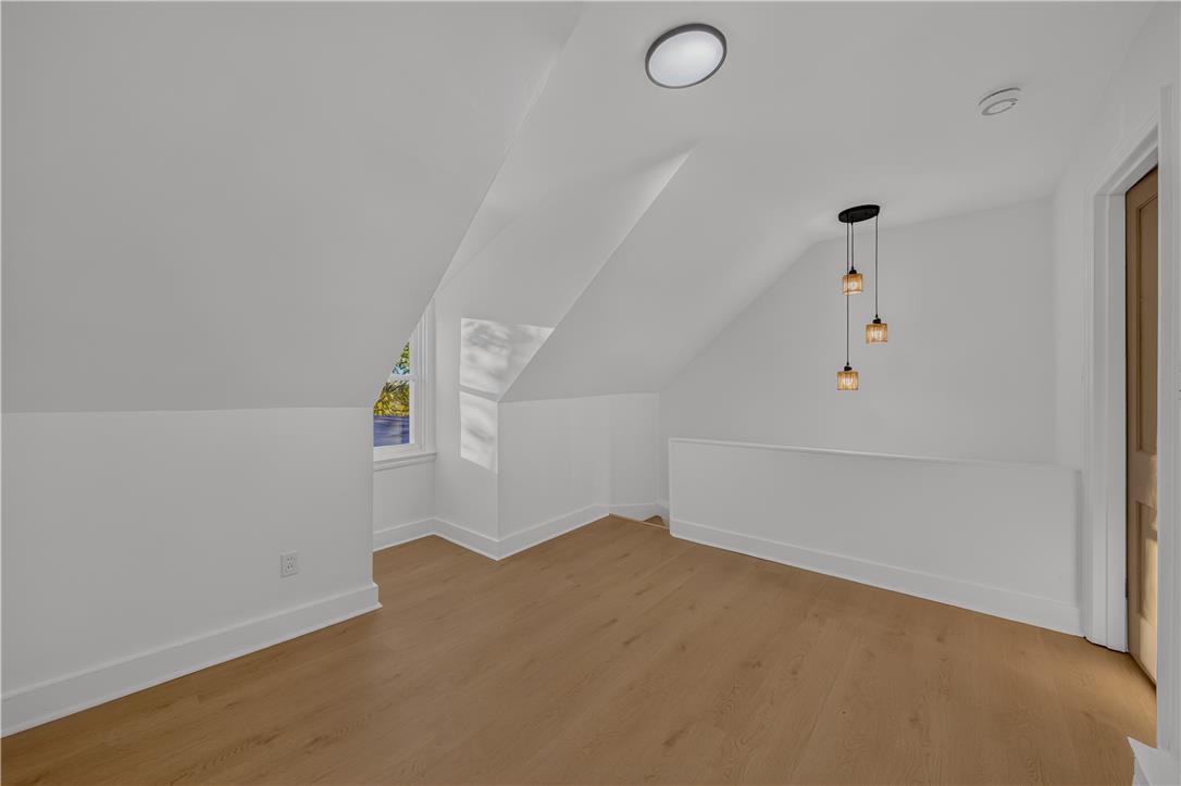 911 High Street Property Photo 30
