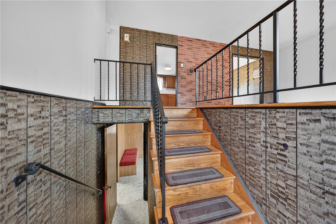 1420 Brook Avenue Property Photo 4