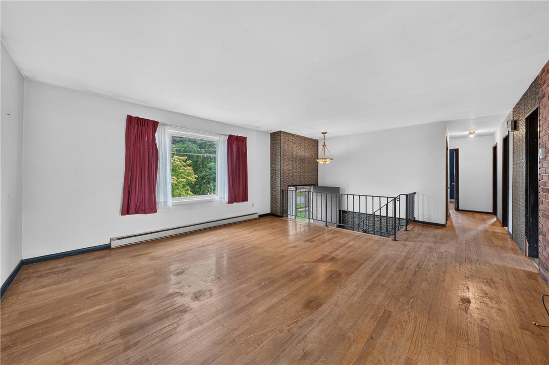 1420 Brook Avenue Property Photo 8
