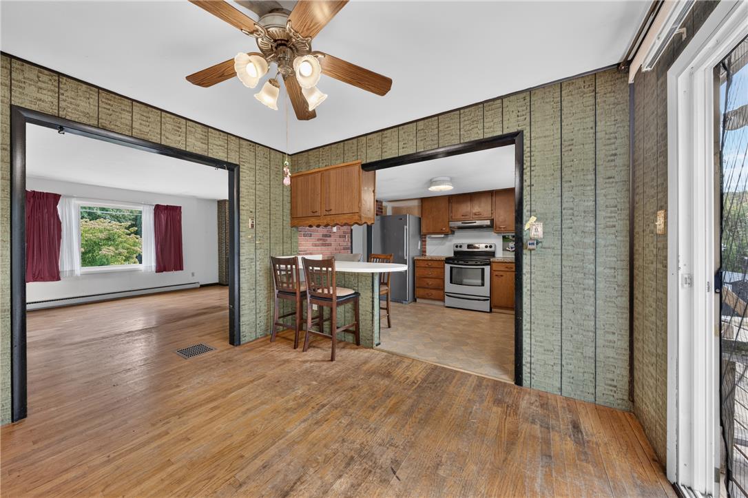 1420 Brook Avenue Property Photo 10