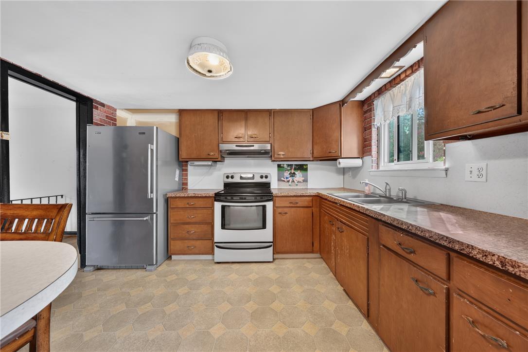 1420 Brook Avenue Property Photo 11