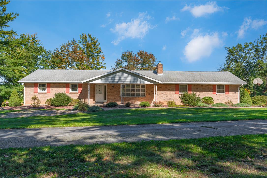 9297 Claussville Road Property Photo 1