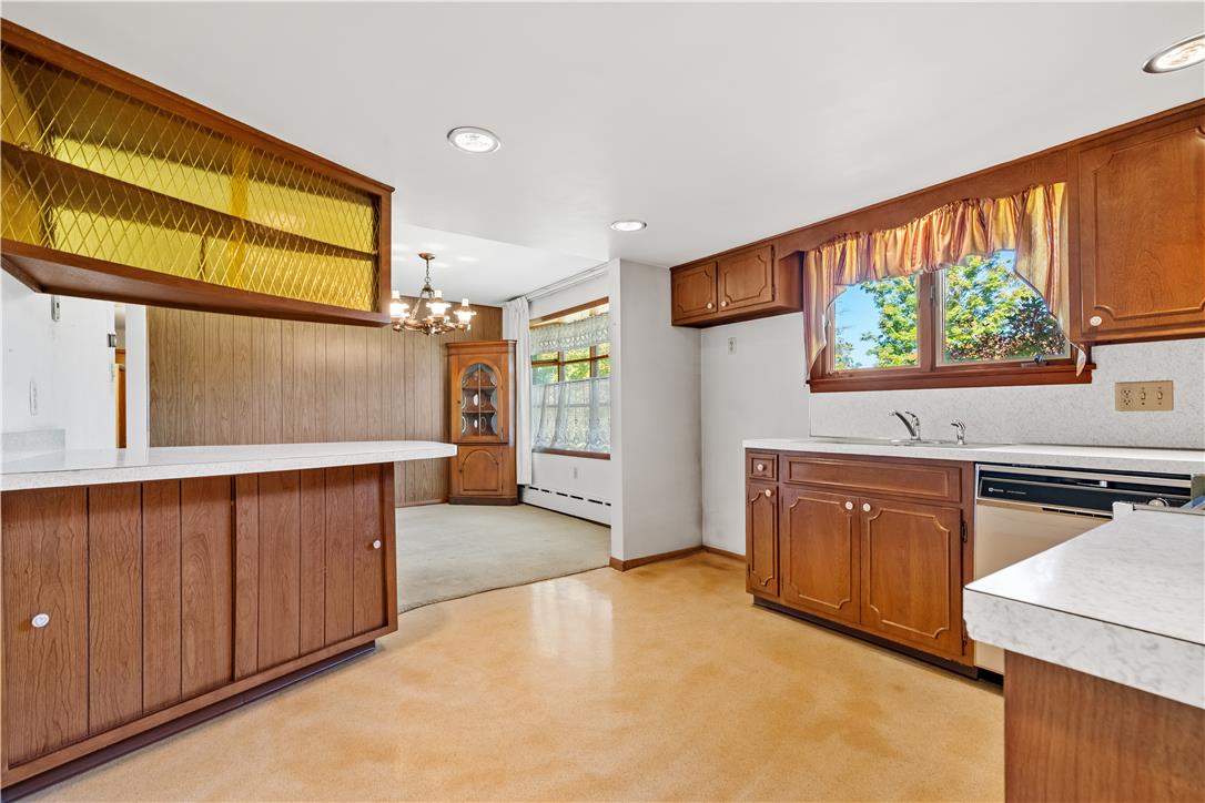 9297 Claussville Road Property Photo 13