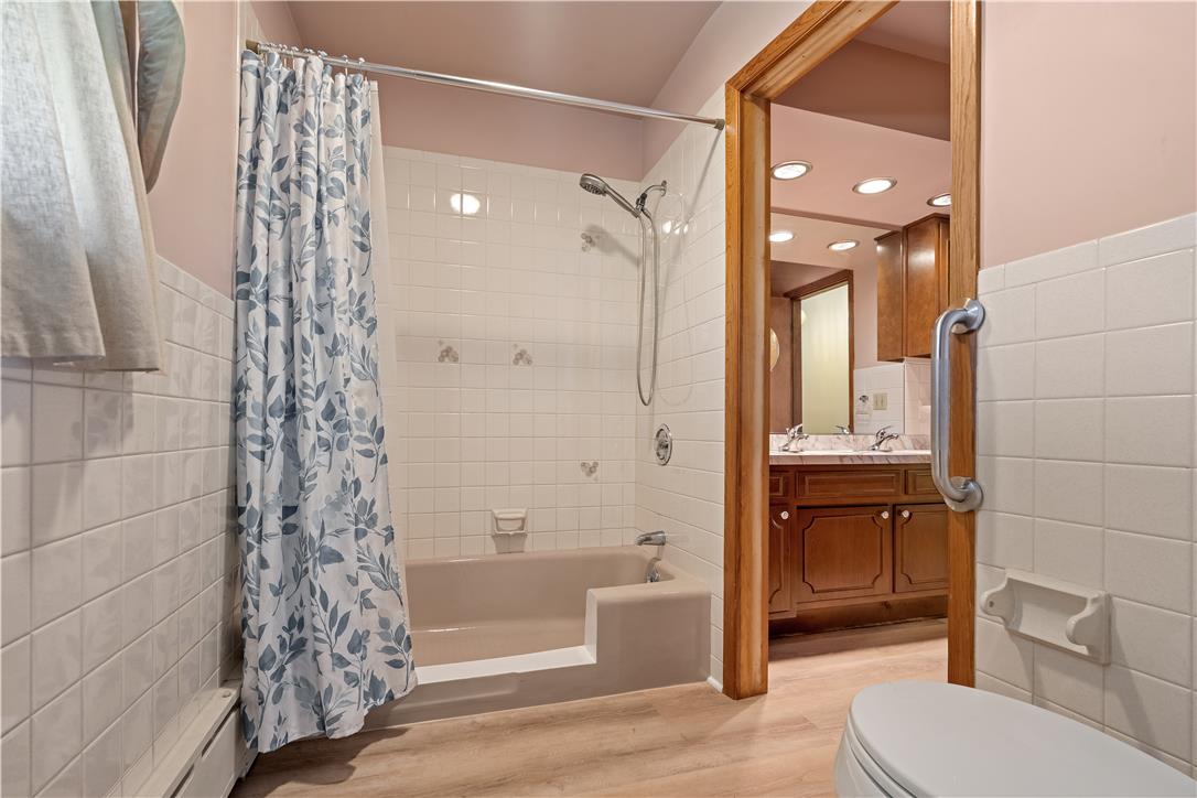 9297 Claussville Road Property Photo 17