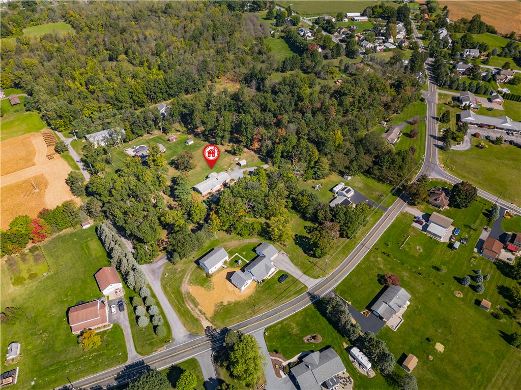 9297 Claussville Road Property Photo 49