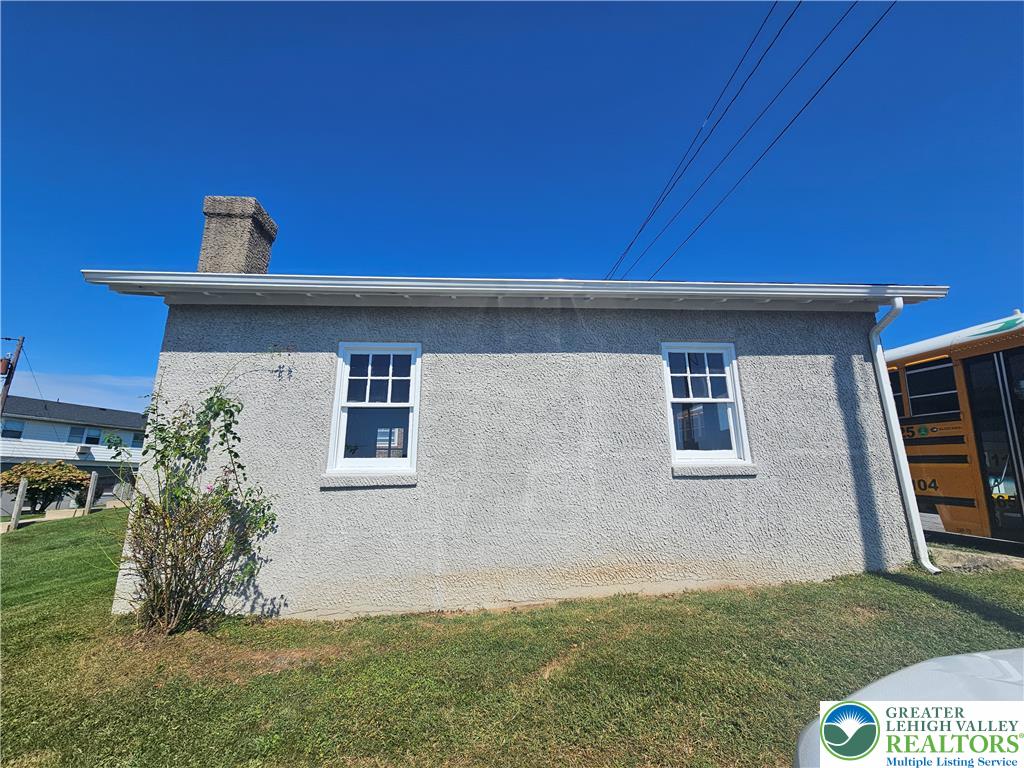 332 State Avenue Garage Property Photo 8
