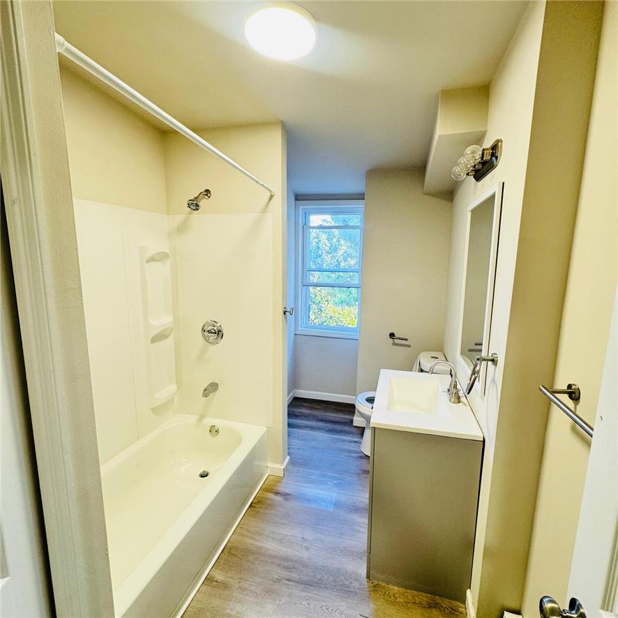 243 North Jordan Street Property Photo 24