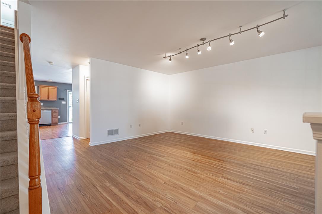 1427 Chelsea Avenue Property Photo 3
