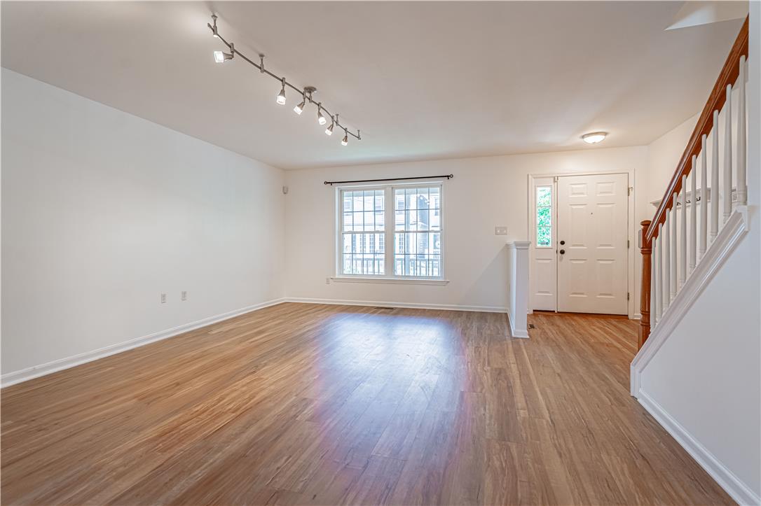 1427 Chelsea Avenue Property Photo 4