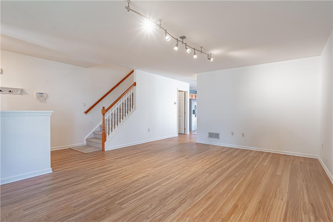 1427 Chelsea Avenue Property Photo 5