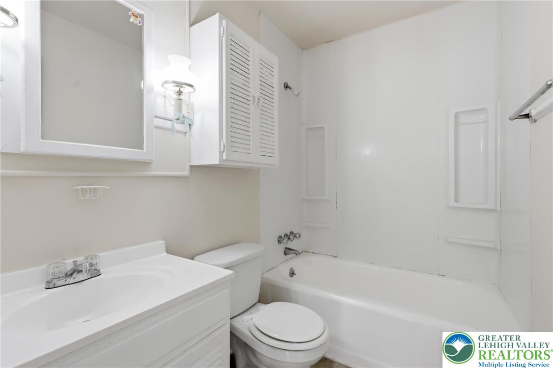 1224 Eaton Avenue Property Photo 15