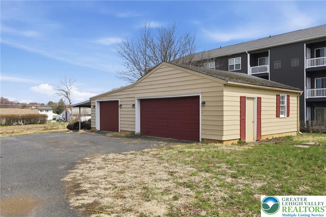 1224 Eaton Avenue Property Photo 23