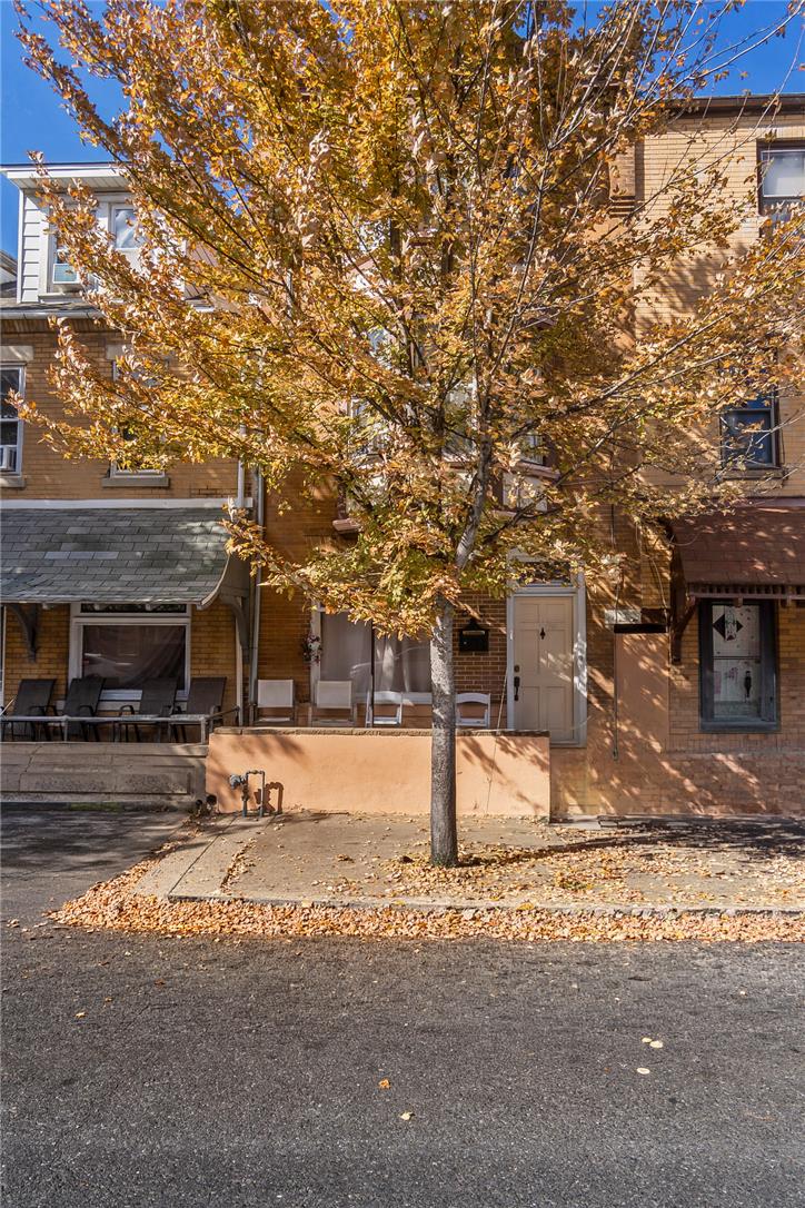 815 West Chew Street Property Photo 1