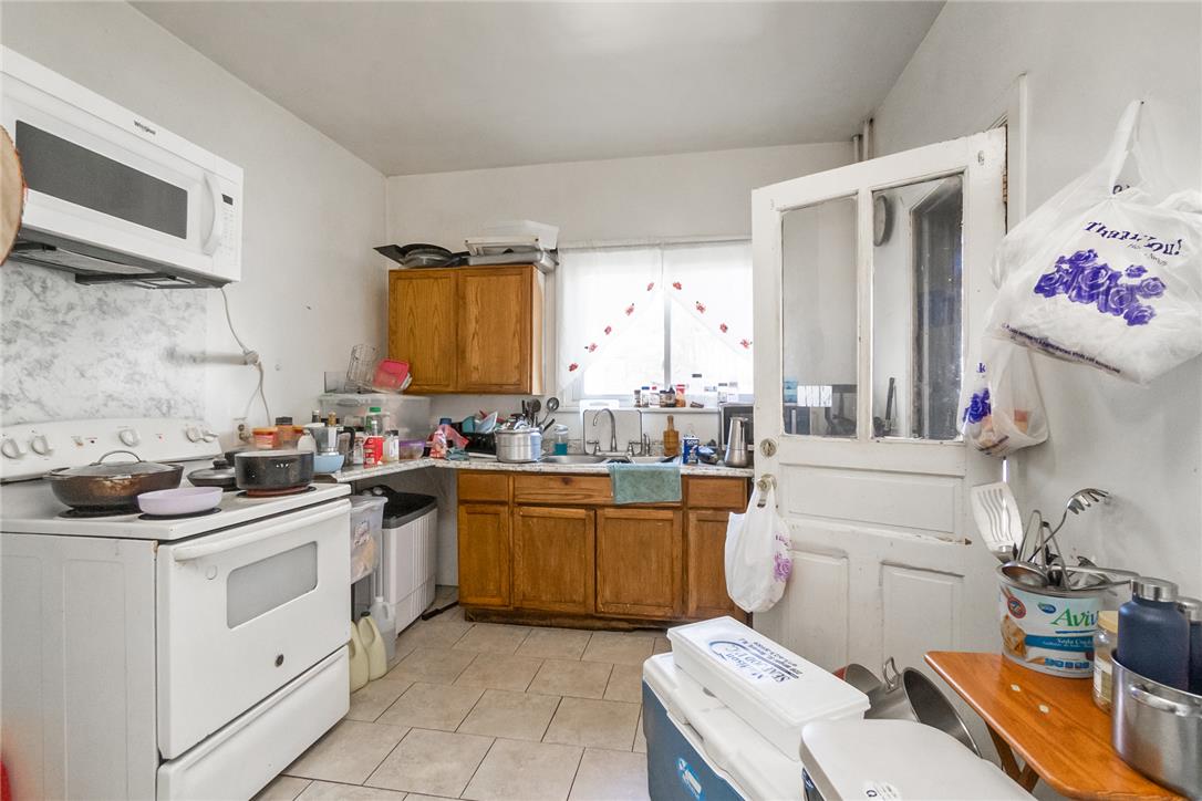 815 West Chew Street Property Photo 12