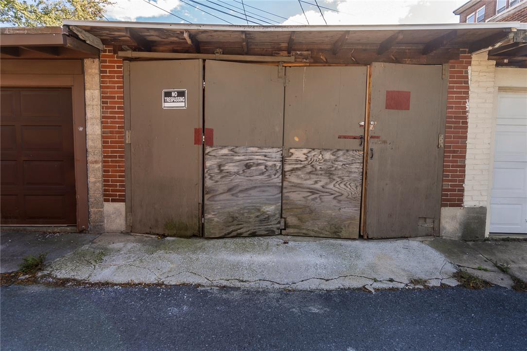 815 West Chew Street Property Photo 23