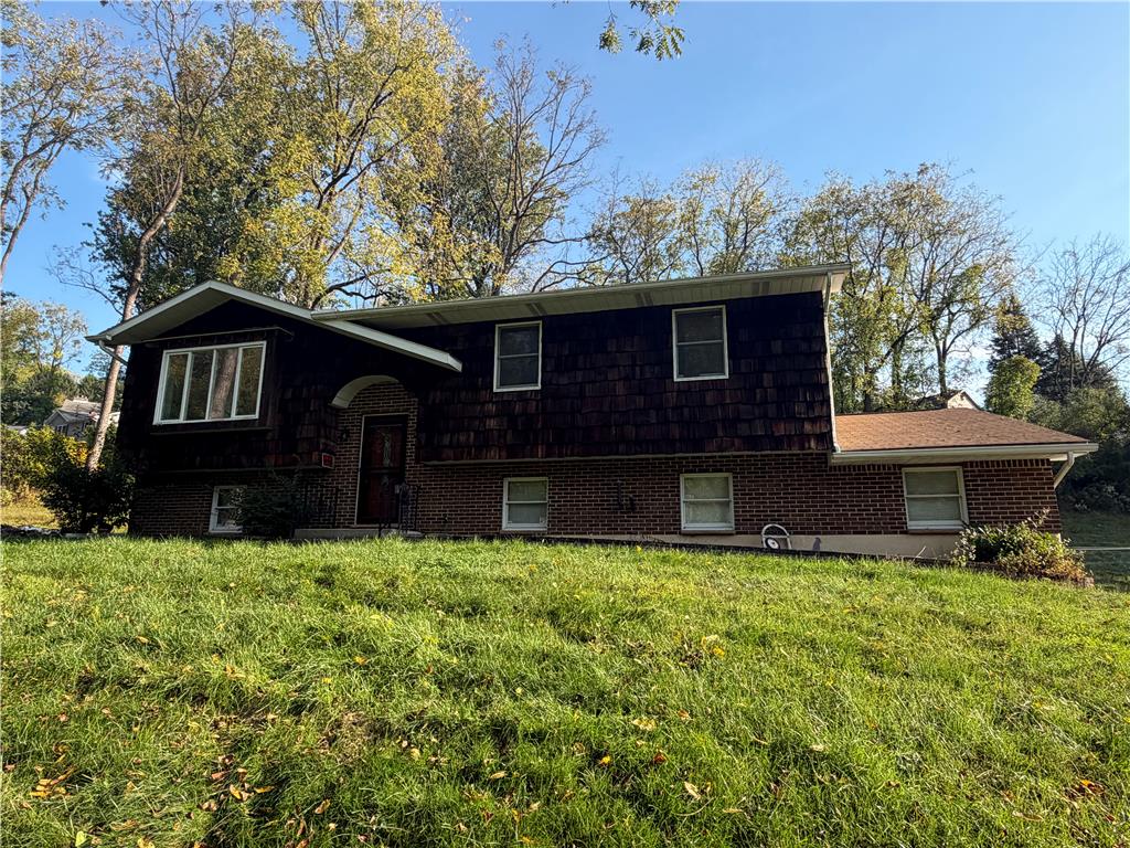 550 Ironwood Road Property Photo 2