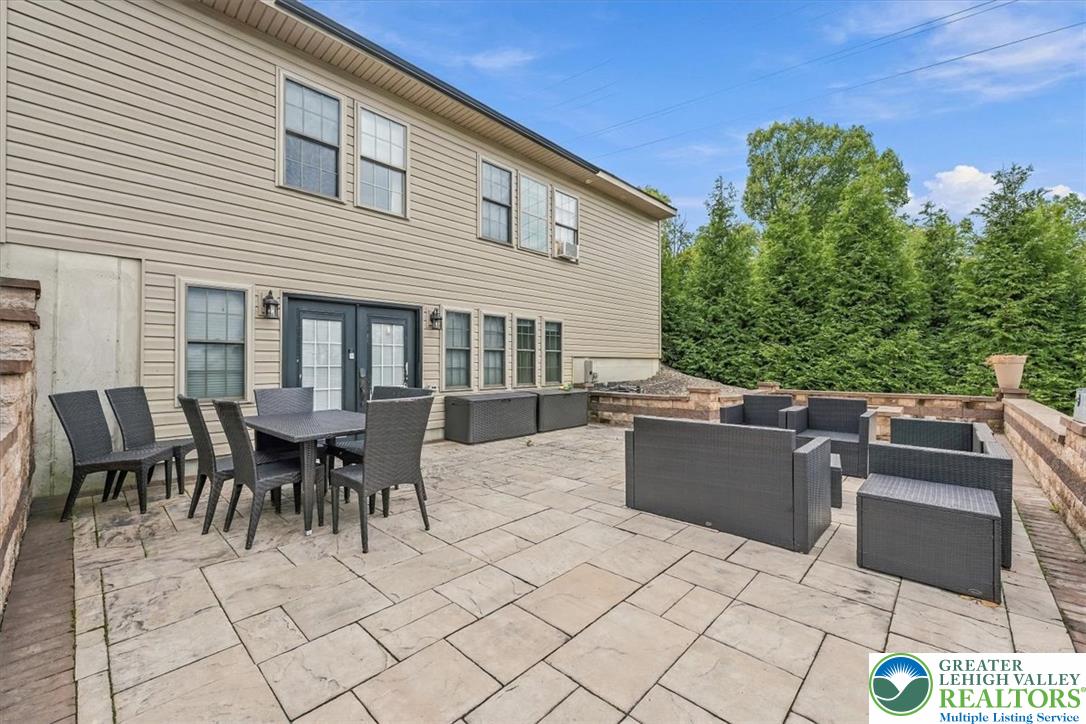 3771 State Road Property Photo 10