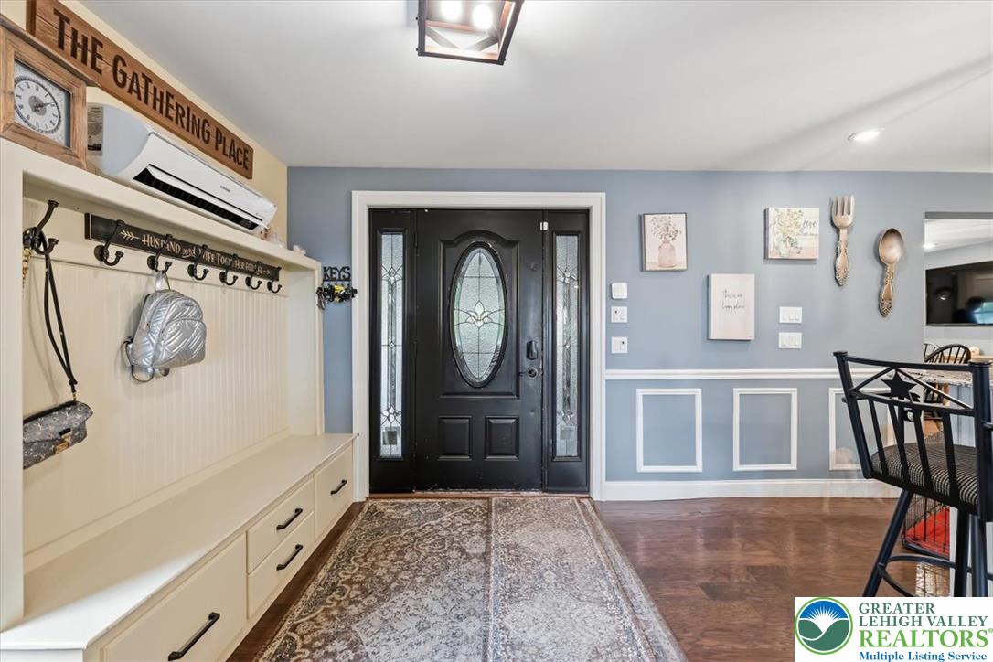 3771 State Road Property Photo 13