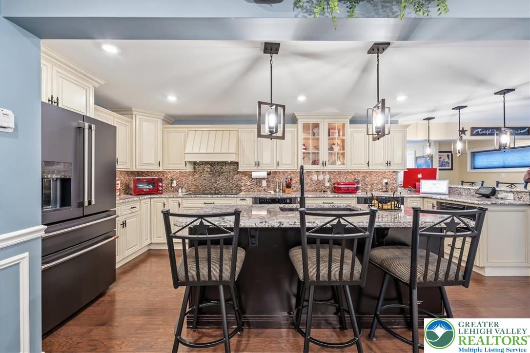 3771 State Road Property Photo 16