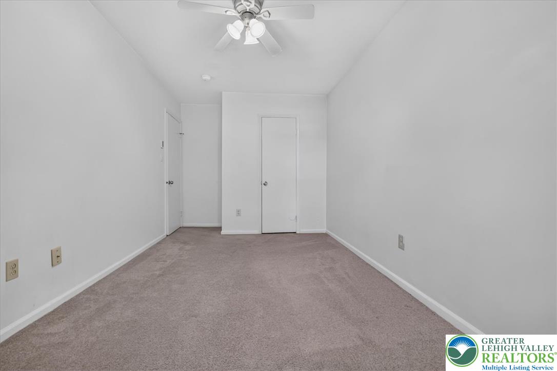 1718 Chester Road Property Photo 31