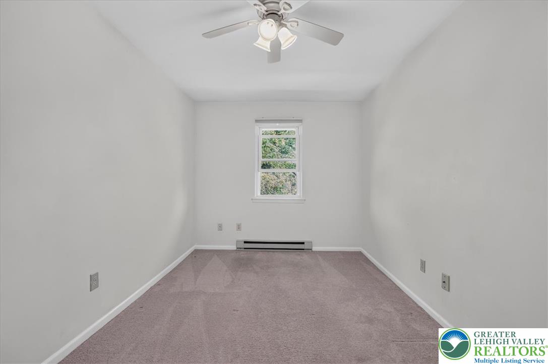 1718 Chester Road Property Photo 32