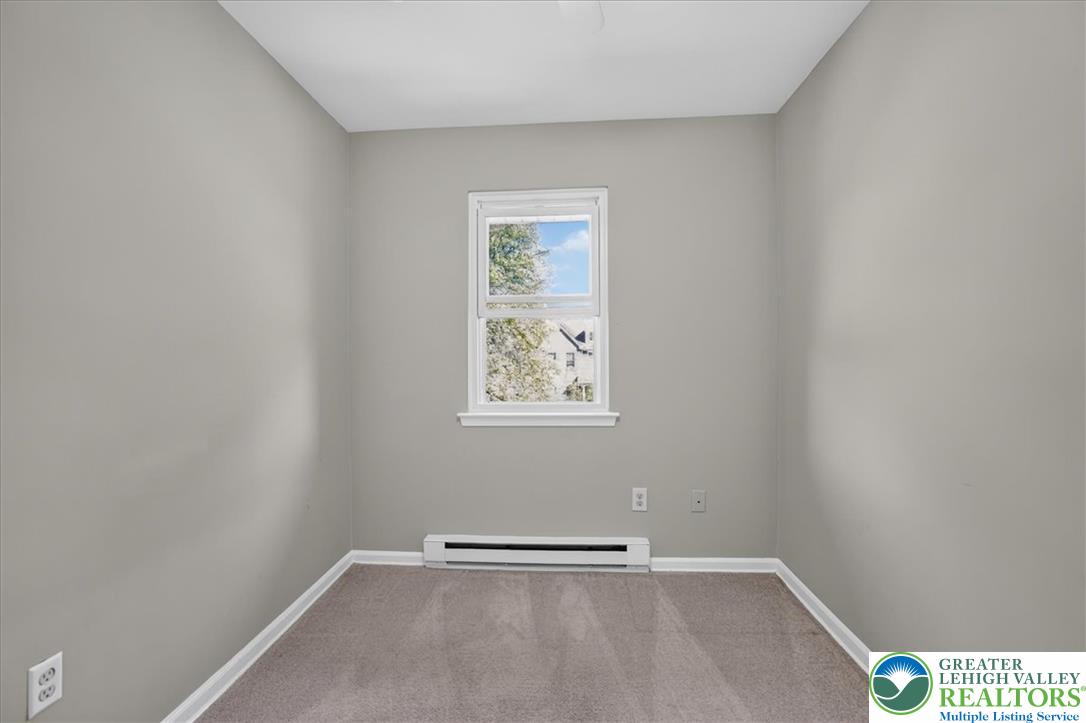 1718 Chester Road Property Photo 33