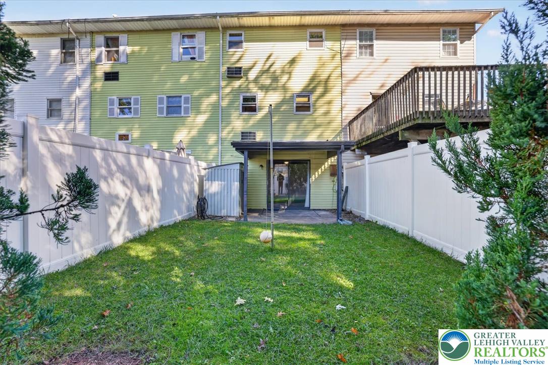 1718 Chester Road Property Photo 42