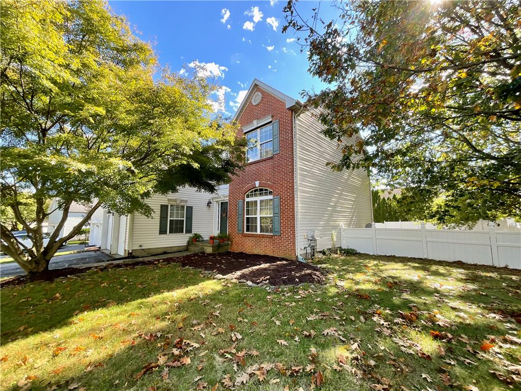6716 Iroquois Trail