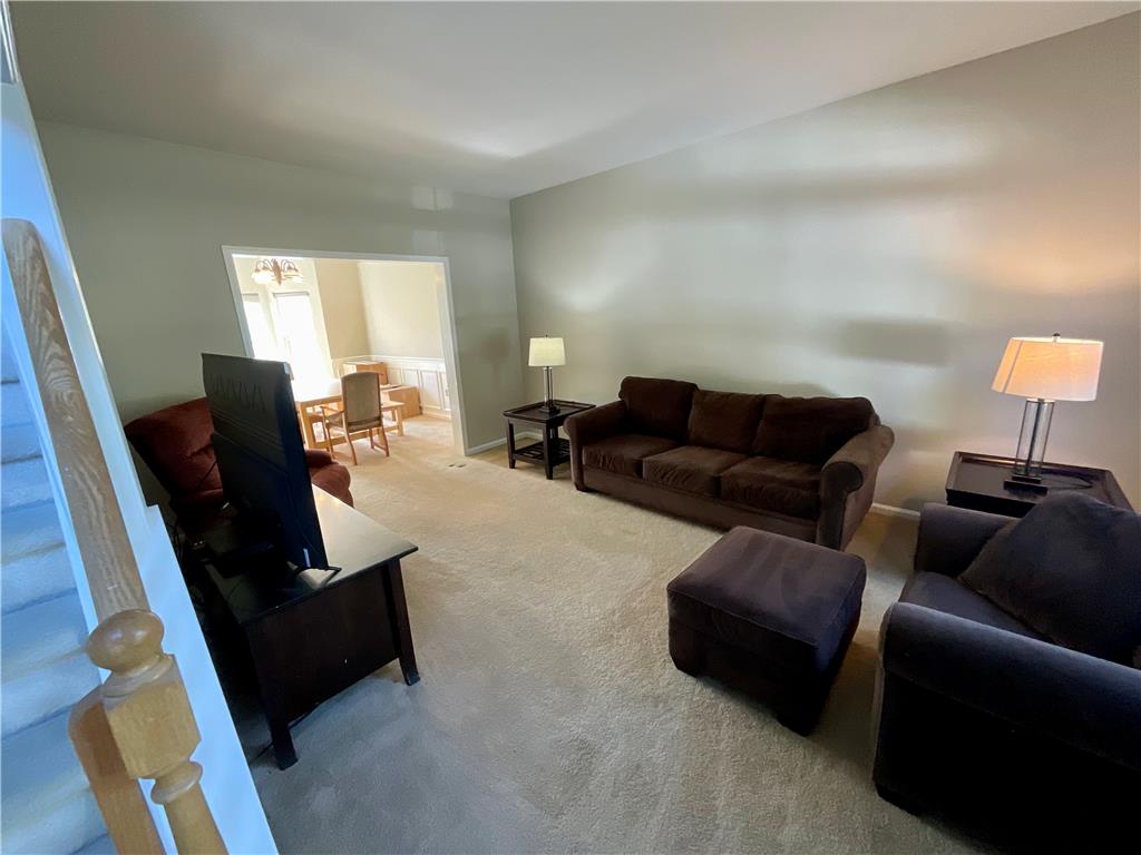 6716 Iroquois Trail Property Photo 5