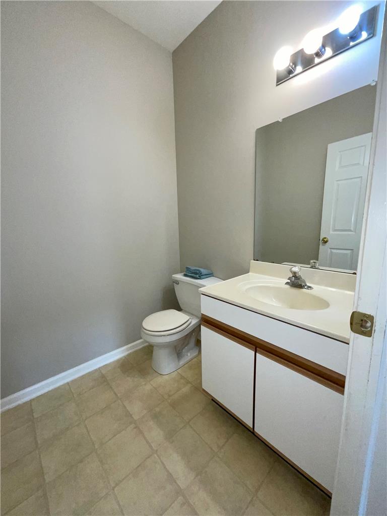 6716 Iroquois Trail Property Photo 14