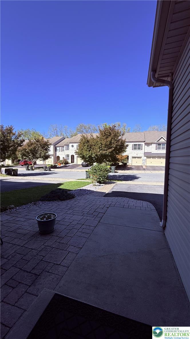 4527 Bellflower Way Property Photo 12