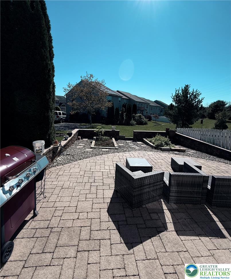 4527 Bellflower Way Property Photo 14