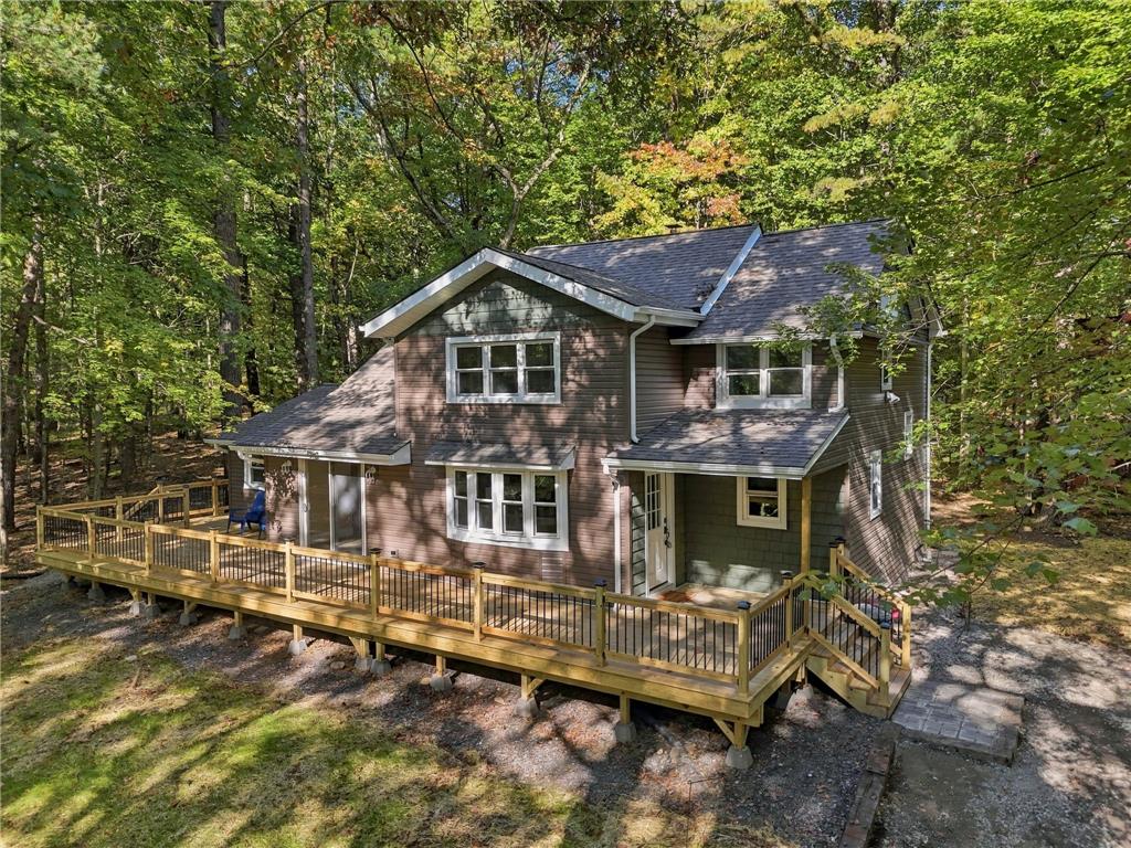 316 Goldfinch Place Property Photo 3