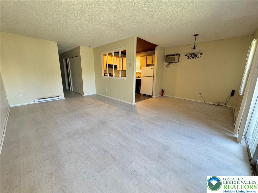 1336 South Fountain Street 1st Floor Property Photo 2