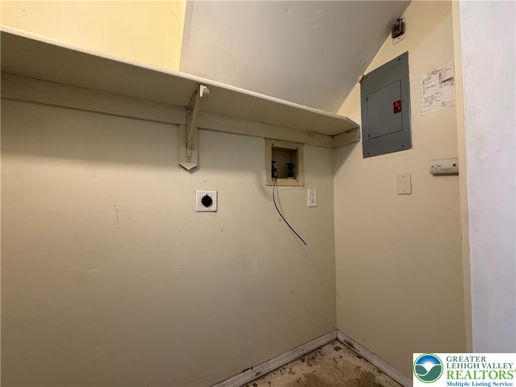 1336 South Fountain Street 1st Floor Property Photo 10