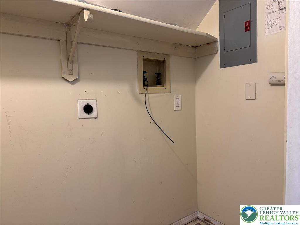 1336 South Fountain Street 1st Floor Property Photo 11