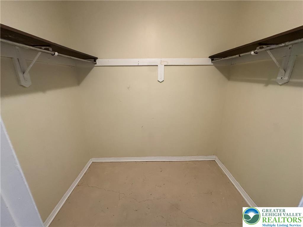 1336 South Fountain Street 1st Floor Property Photo 12