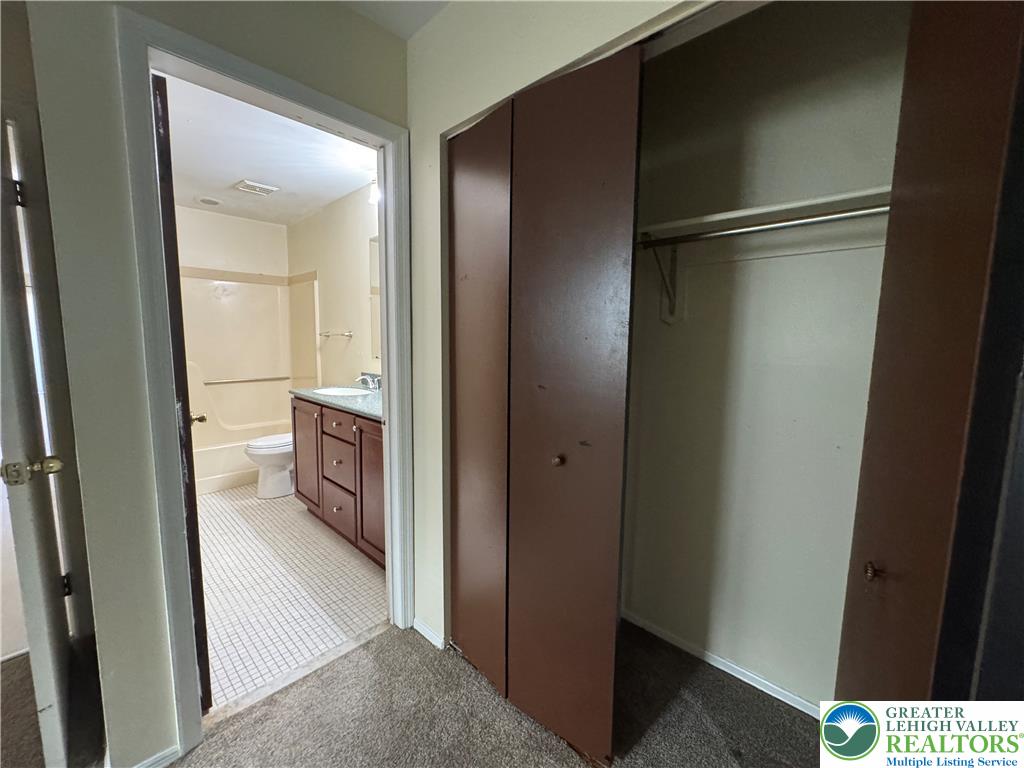 1336 South Fountain Street 1st Floor Property Photo 22