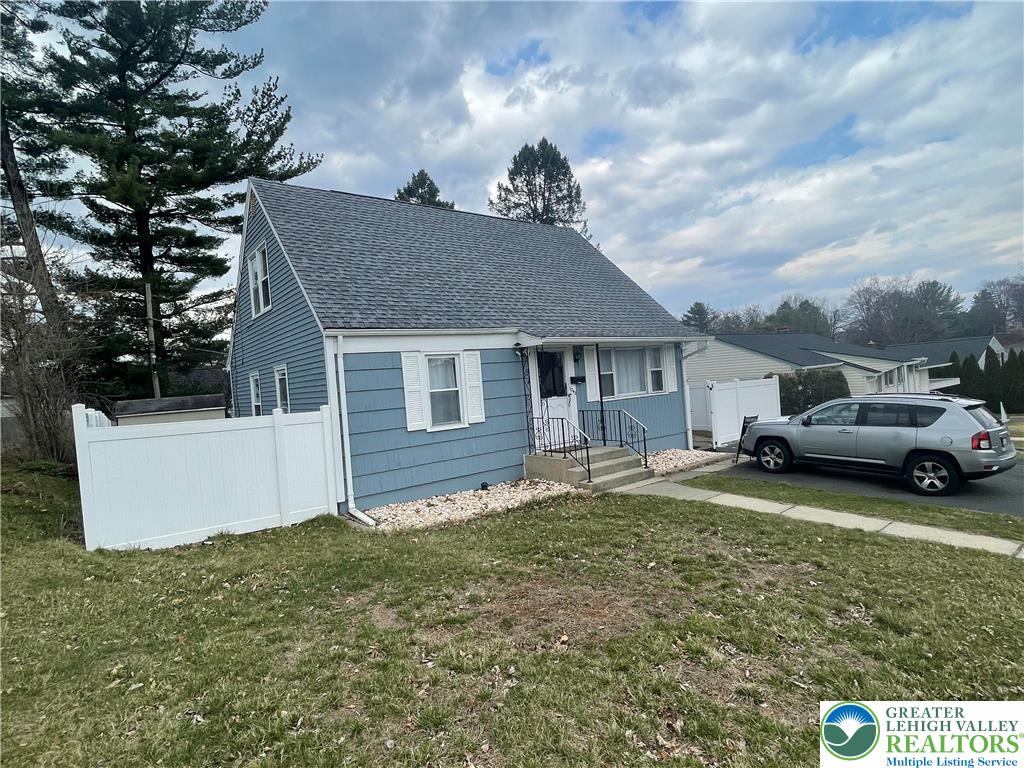 1242 South Jefferson Street Property Photo 2