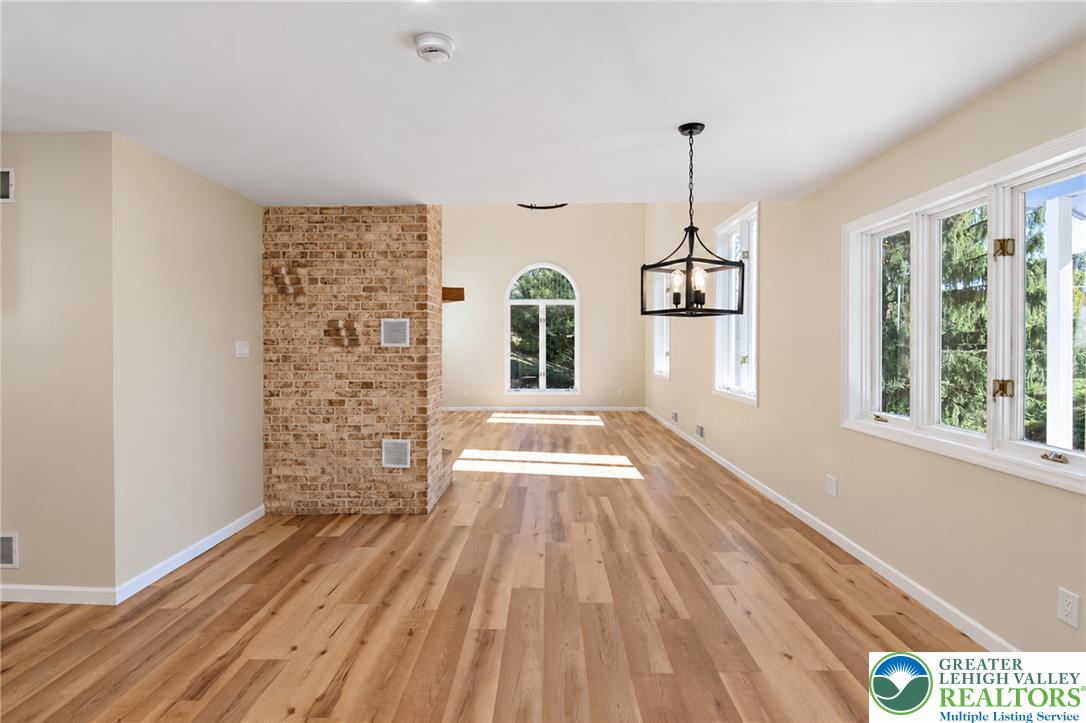 15 Siegfriedale Road Property Photo 6