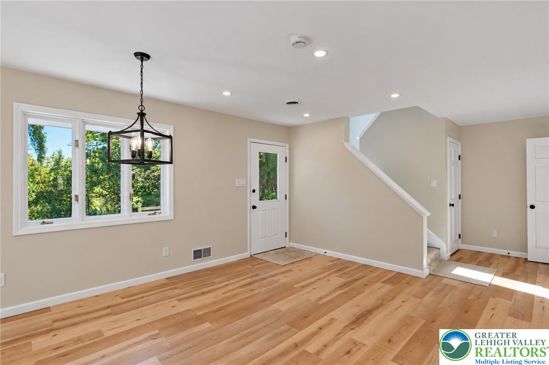 15 Siegfriedale Road Property Photo 7