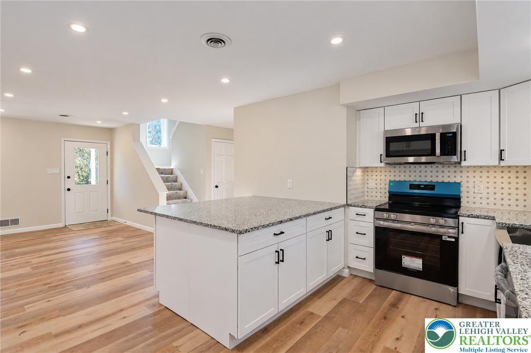 15 Siegfriedale Road Property Photo 11