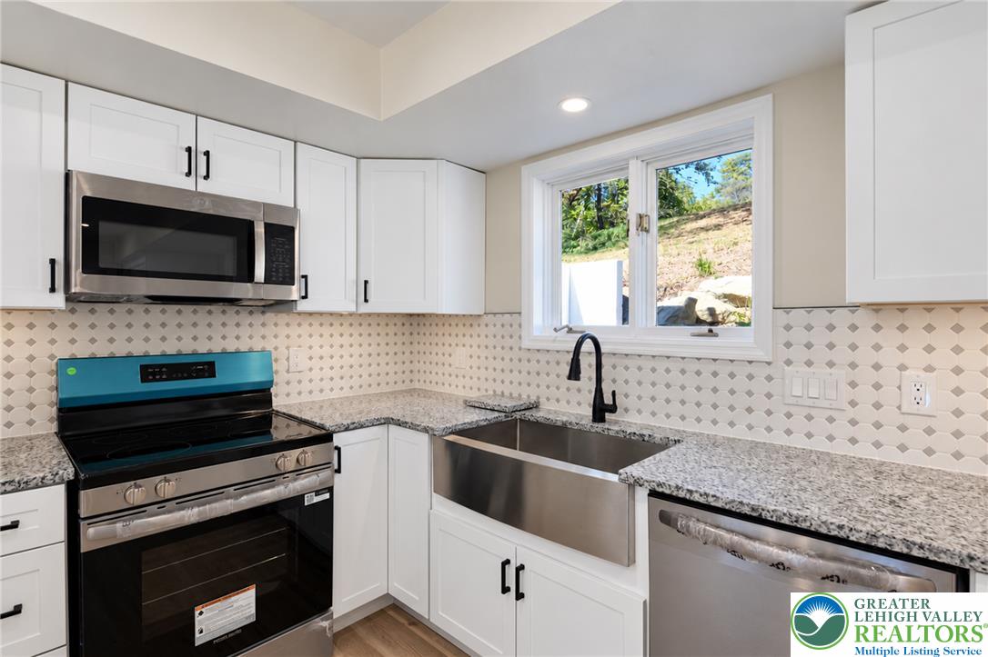 15 Siegfriedale Road Property Photo 13