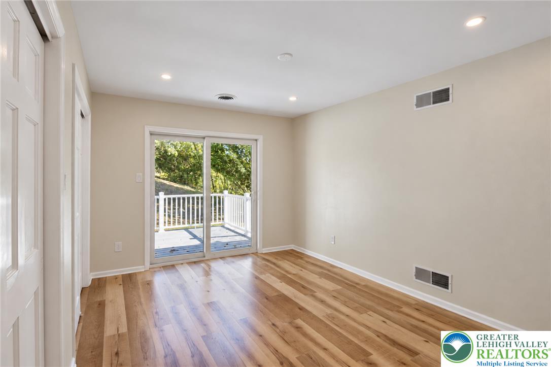 15 Siegfriedale Road Property Photo 16