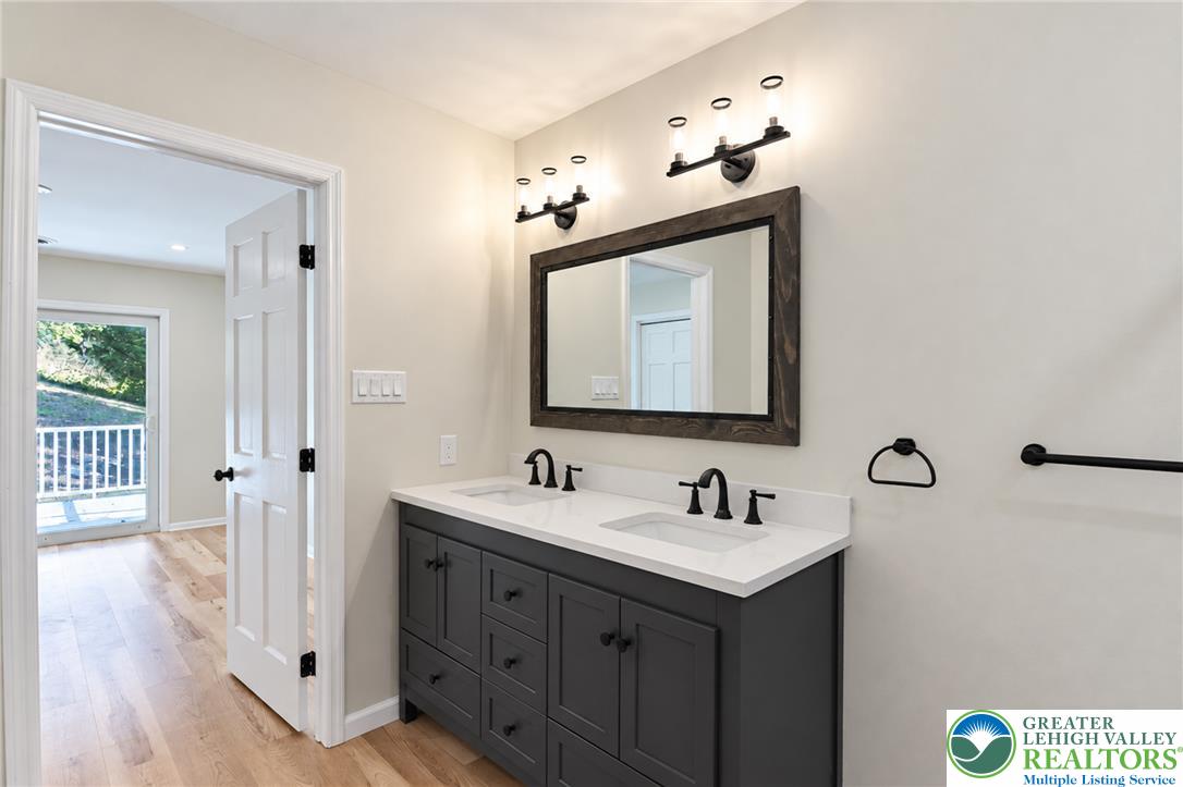 15 Siegfriedale Road Property Photo 21